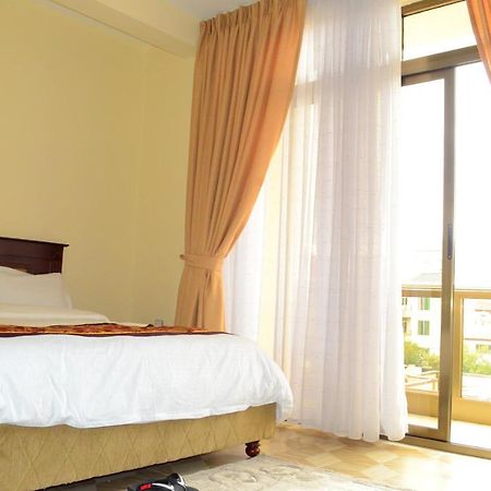 Abyssinia Guest House แอดดิสอาบาบา ภายนอก รูปภาพ