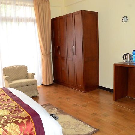 Abyssinia Guest House แอดดิสอาบาบา ภายนอก รูปภาพ