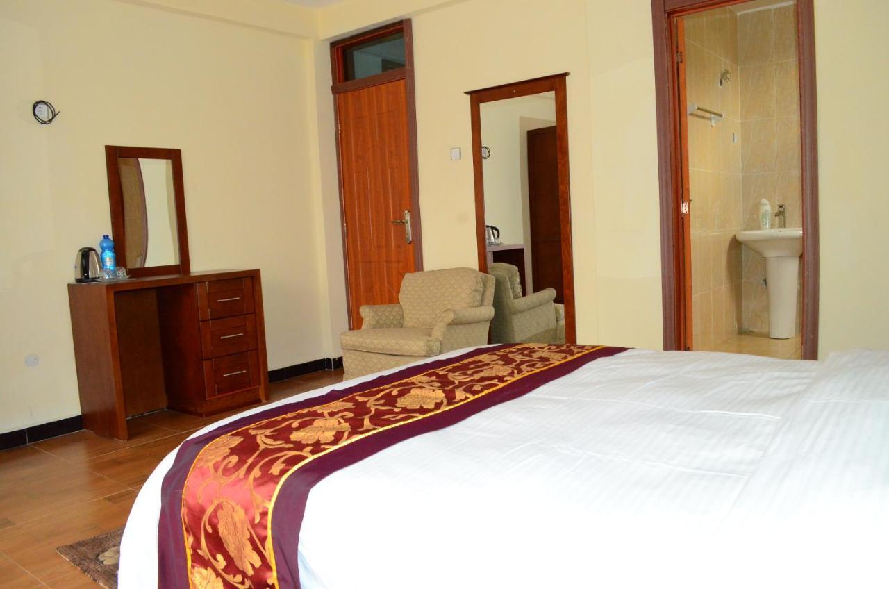 Abyssinia Guest House แอดดิสอาบาบา ภายนอก รูปภาพ