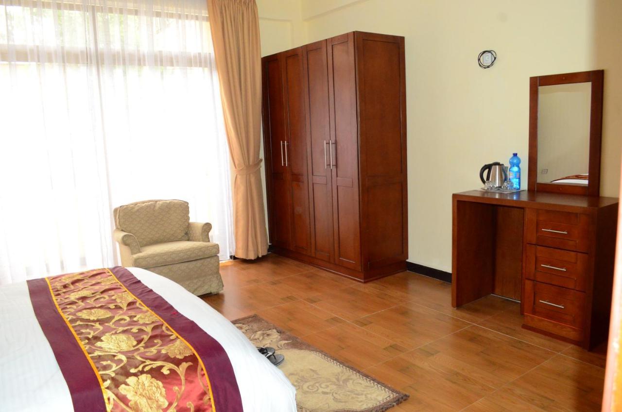 Abyssinia Guest House แอดดิสอาบาบา ภายนอก รูปภาพ